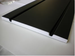 ファスコートHSが採用された床暖房放熱板
