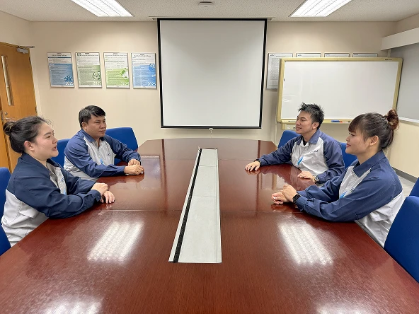 ニック、ギック、サヤム、ニン