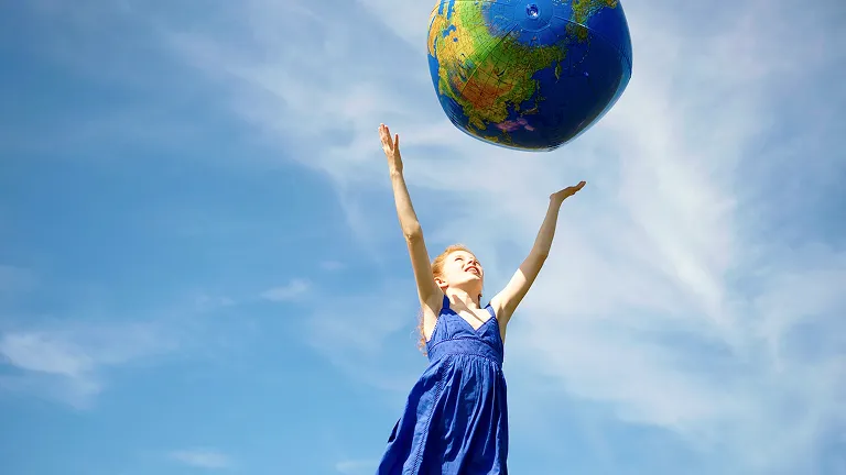 View "Aluminum lightens the world"