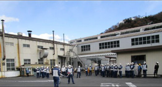 Picture of Training for the set-up of a disaster-response headquarters at UACJ’s headquarters